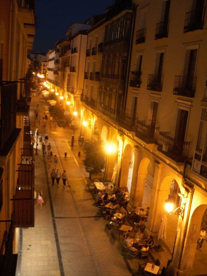 Apartamento Corazon De Portales 洛格罗尼奥 外观 照片